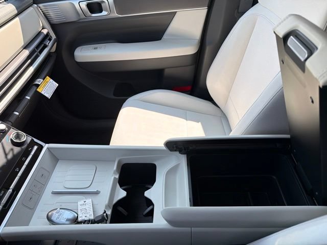 New 2027 Hyundai Santa Fe SE FWD image 16