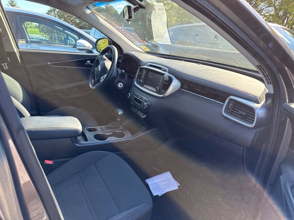 Used 2019 Kia Sorento AWD w/ LX Convenience Package image 9