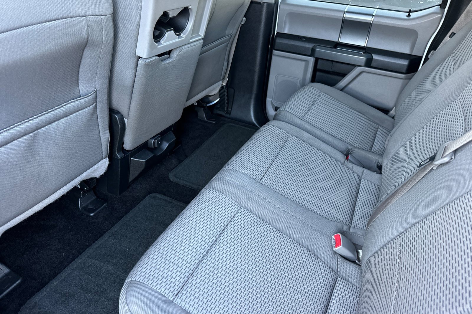 Used 2016 Ford F150 XLT w/ Equipment Group 302A Luxury image 12