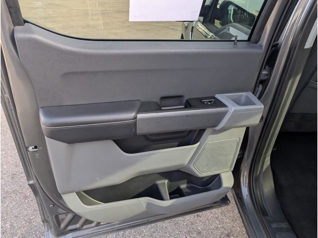 Used 2023 Ford F150 XLT image 11