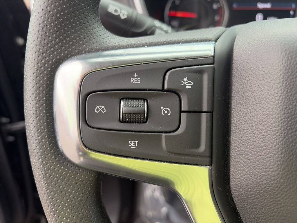 Used 2025 Chevrolet Blazer LT image 15