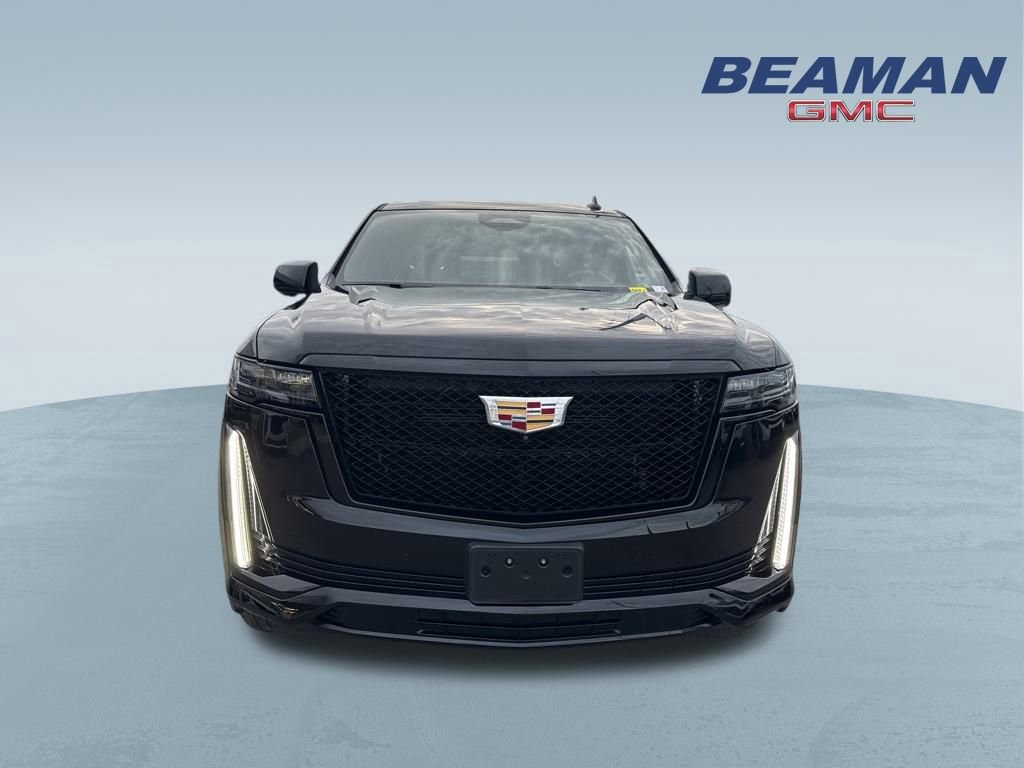 Used 2024 Cadillac Escalade Sport image 2
