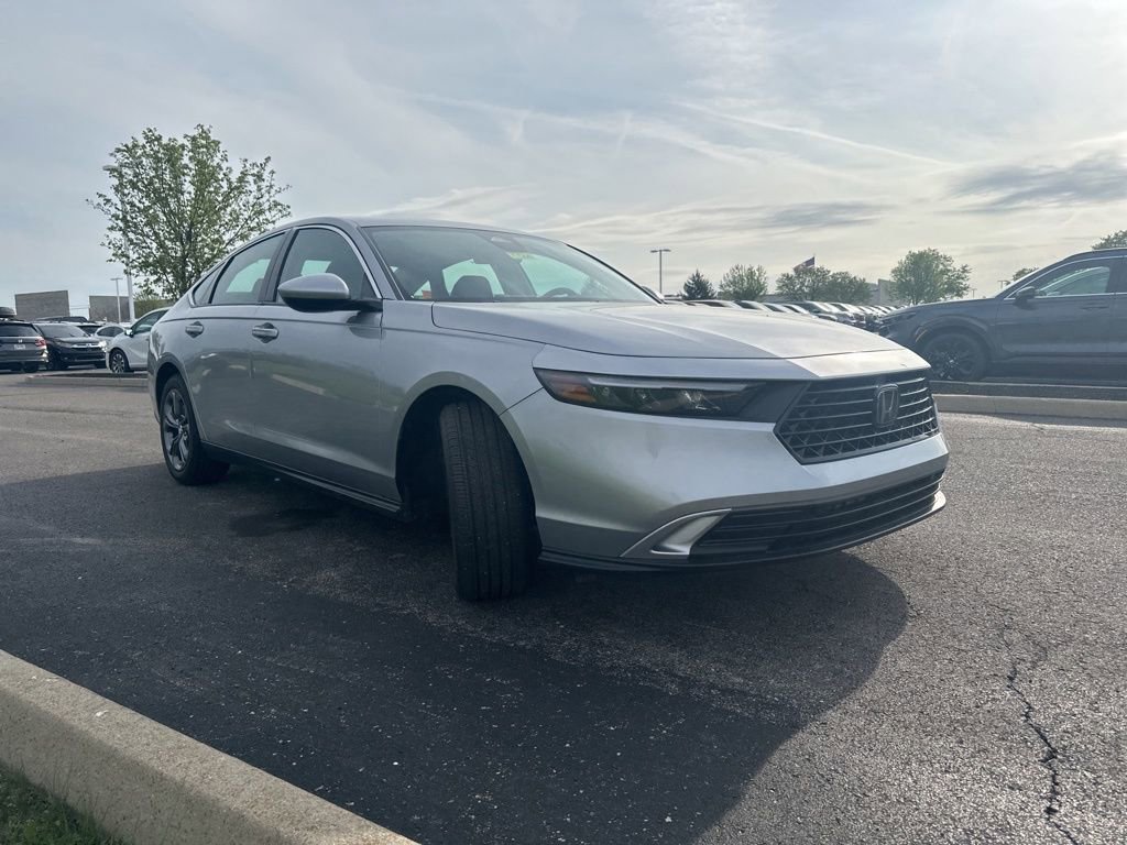 Used 2023 Honda Accord EX image 14