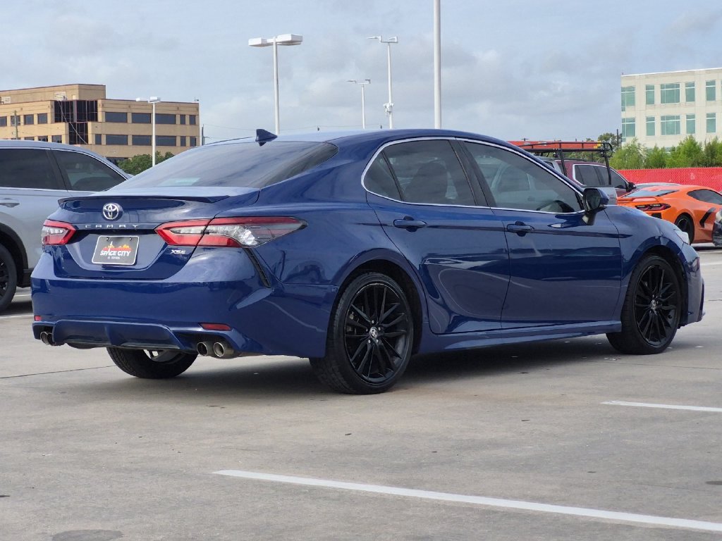 Used 2023 Toyota Camry XSE FWD image 4