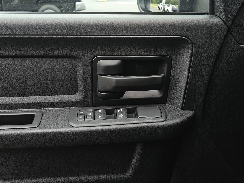 New 2026 RAM 3500 Tradesman AWD/4WD image 26