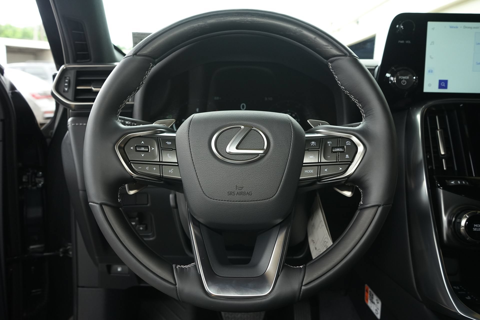Used 2026 Lexus LX 700h Luxury w/ Appearance Package AWD/4WD image 12