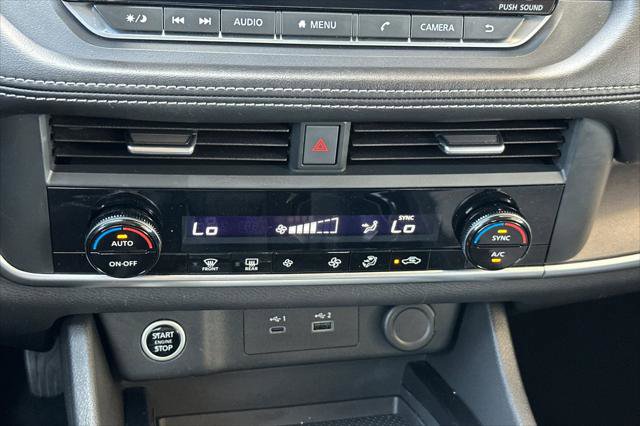 Used 2023 Nissan Rogue SV image 19