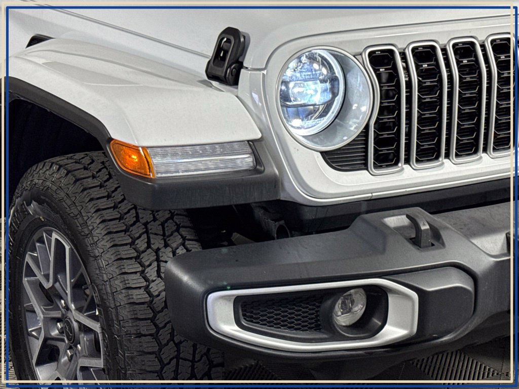 Certified 2025 Jeep Wrangler Unlimited Sahara AWD/4WD image 7