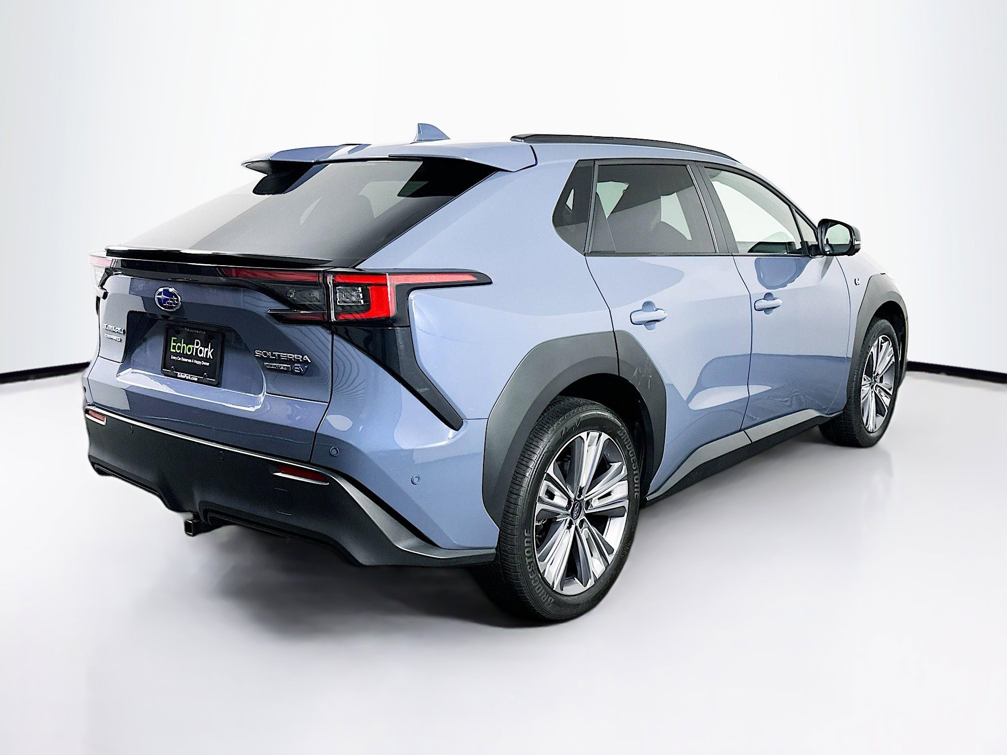 Used 2023 Subaru Solterra Limited image 9