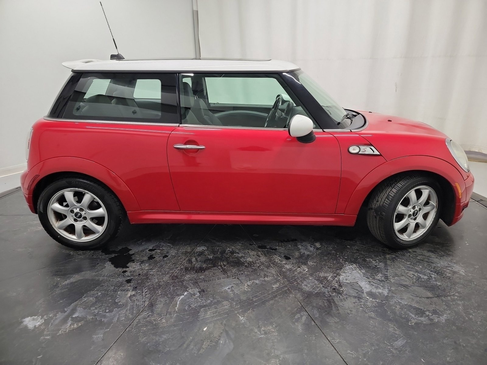 Used 2010 MINI Cooper S image 11