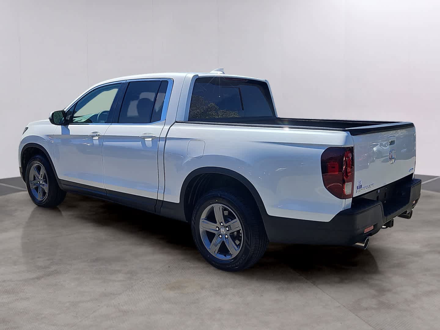 Certified 2023 Honda Ridgeline RTL image 6