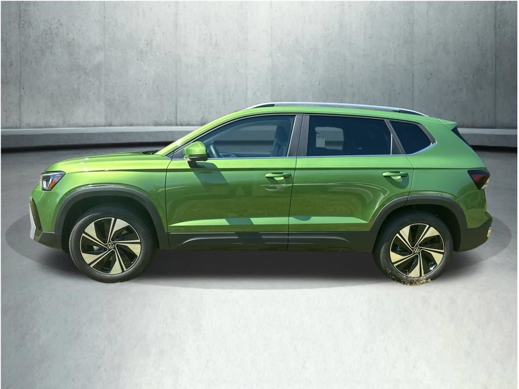 New 2026 Volkswagen Taos SE AWD/4WD image 2