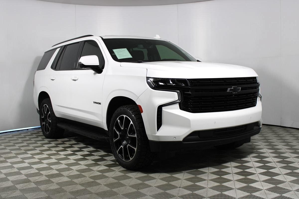 Used 2022 Chevrolet Tahoe RST w/ Luxury Package AWD/4WD image 27