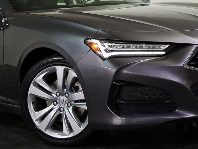 Certified 2023 Acura TLX w/ Technology Package image 8