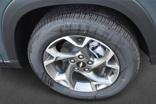 New 2026 Chevrolet Trax LT w/ LPO, Blackout Package image 12