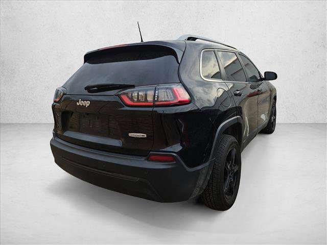 Used 2019 Jeep Cherokee Latitude Plus w/ Comfort/Convenience Group video 4