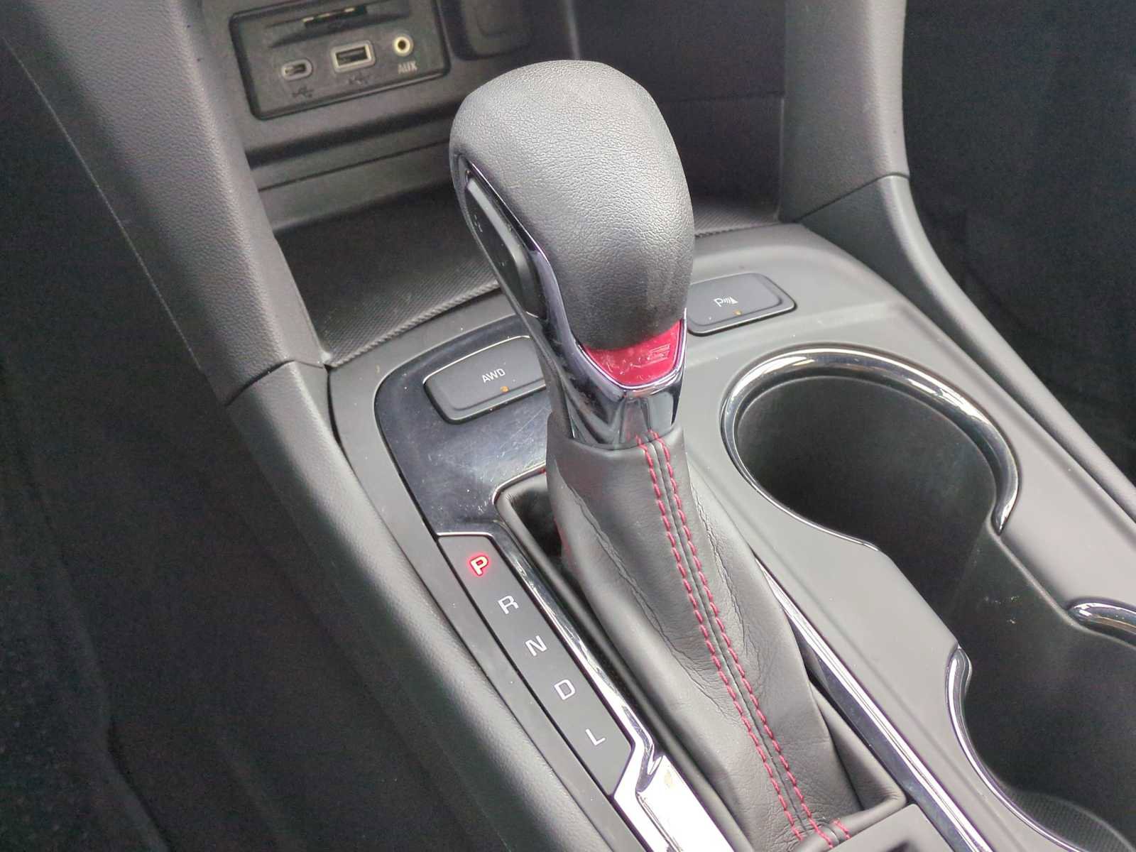 Used 2024 Chevrolet Equinox RS w/ RS Leather Package image 30