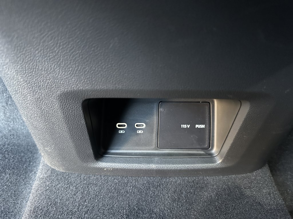 Used 2024 Volkswagen Atlas Peak Edition SEL AWD/4WD image 41
