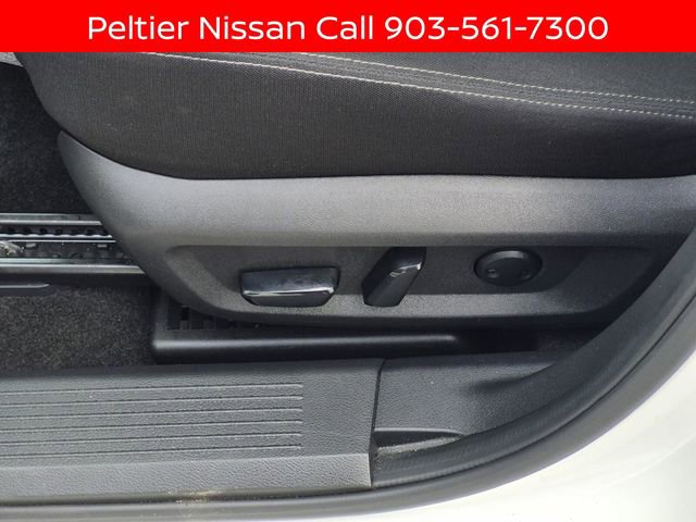 Certified 2023 Nissan Rogue SV image 19