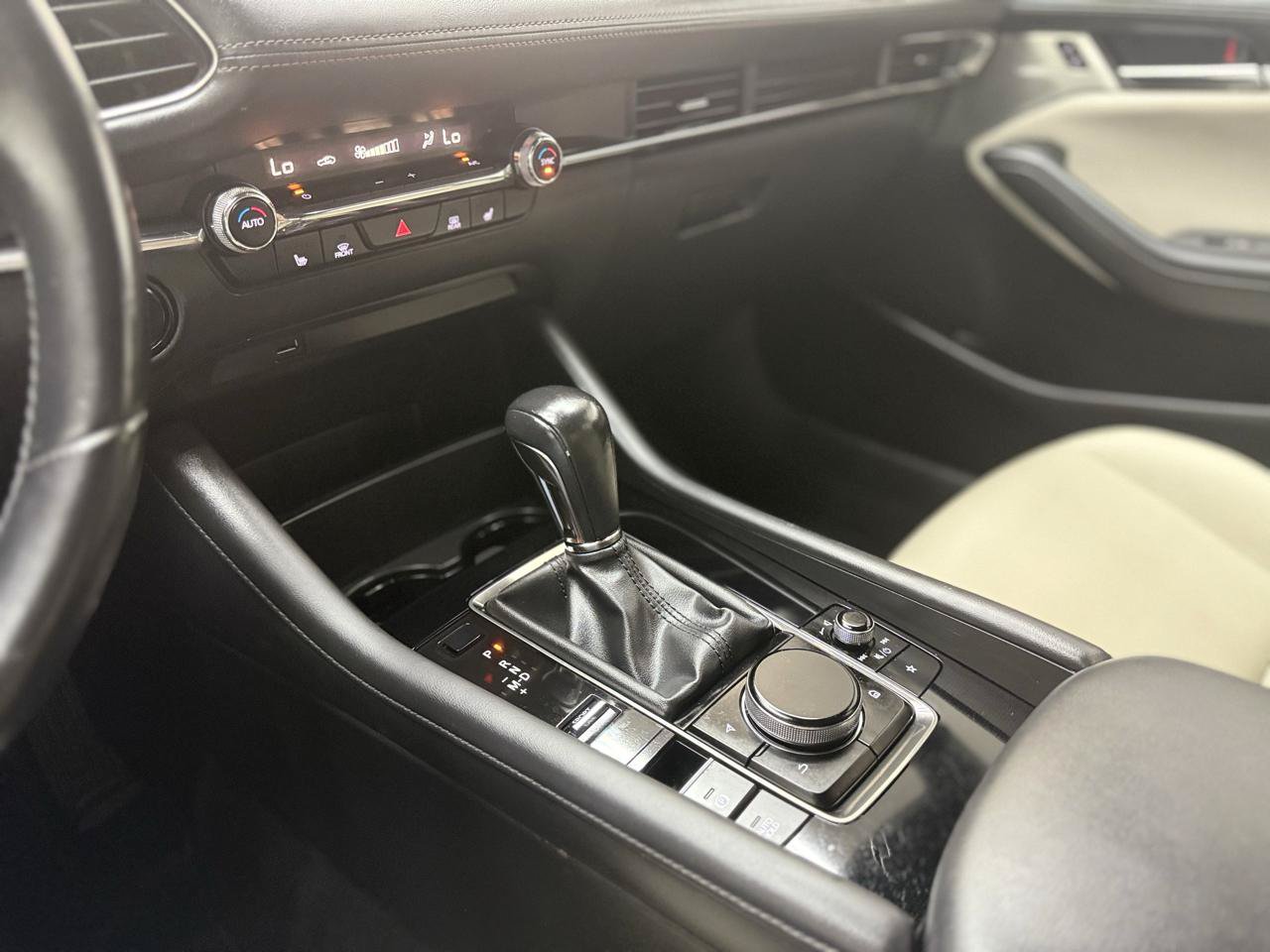 Used 2019 MAZDA MAZDA3 AWD Hatchback w/ Preferred Pkg image 20