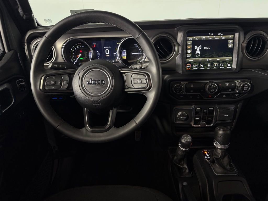 Certified 2023 Jeep Wrangler Unlimited w/ Sun & Screen Package image 12