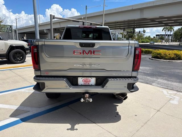 Used 2025 GMC Sierra 2500 Denali w/ Denali Reserve Package AWD/4WD image 6