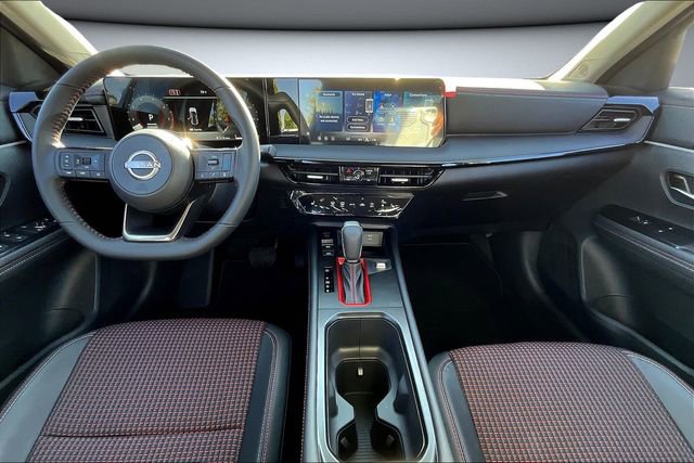 New 2026 Nissan Kicks SR w/ Cold Weather Package image 5