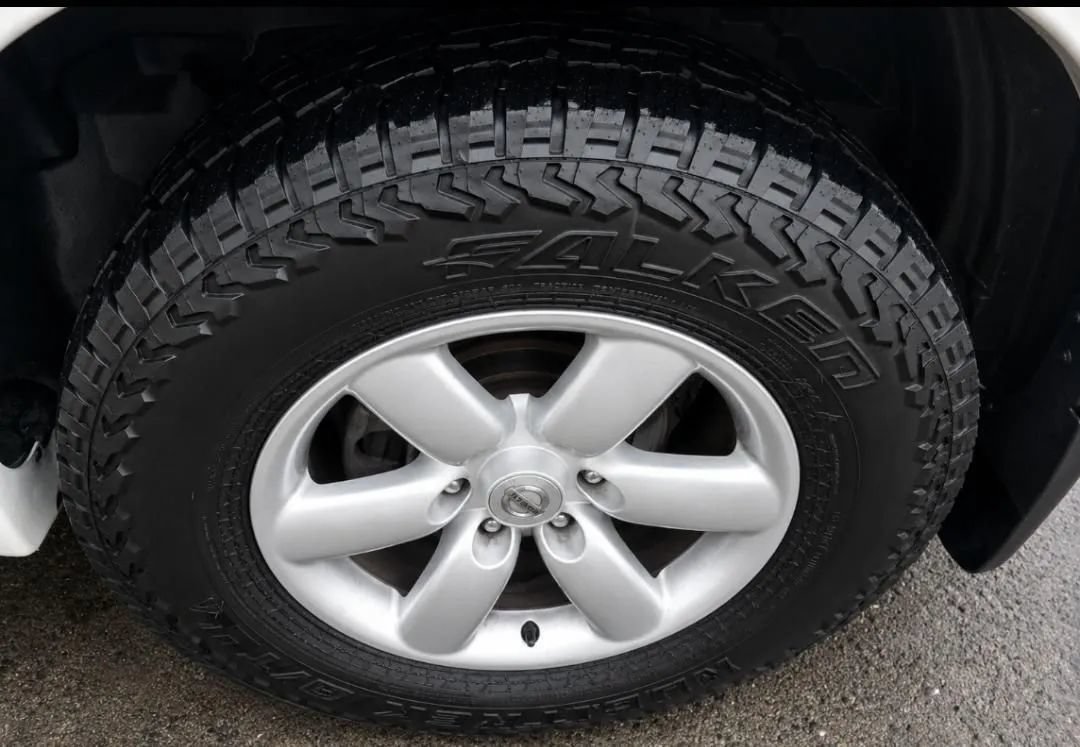 Used 2013 Nissan Armada SV AWD/4WD image 30
