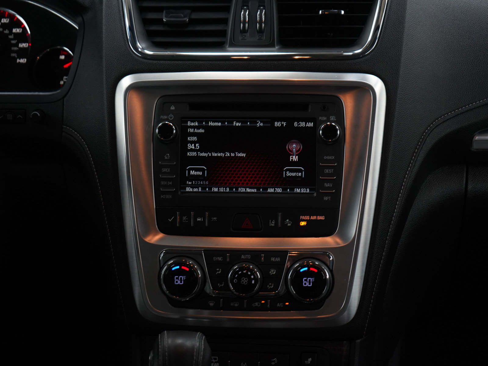 Used 2017 GMC Acadia Limited SLT AWD/4WD image 16