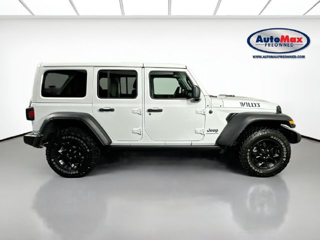 Used 2023 Jeep Wrangler Unlimited w/ Cold Weather Group AWD/4WD image 9