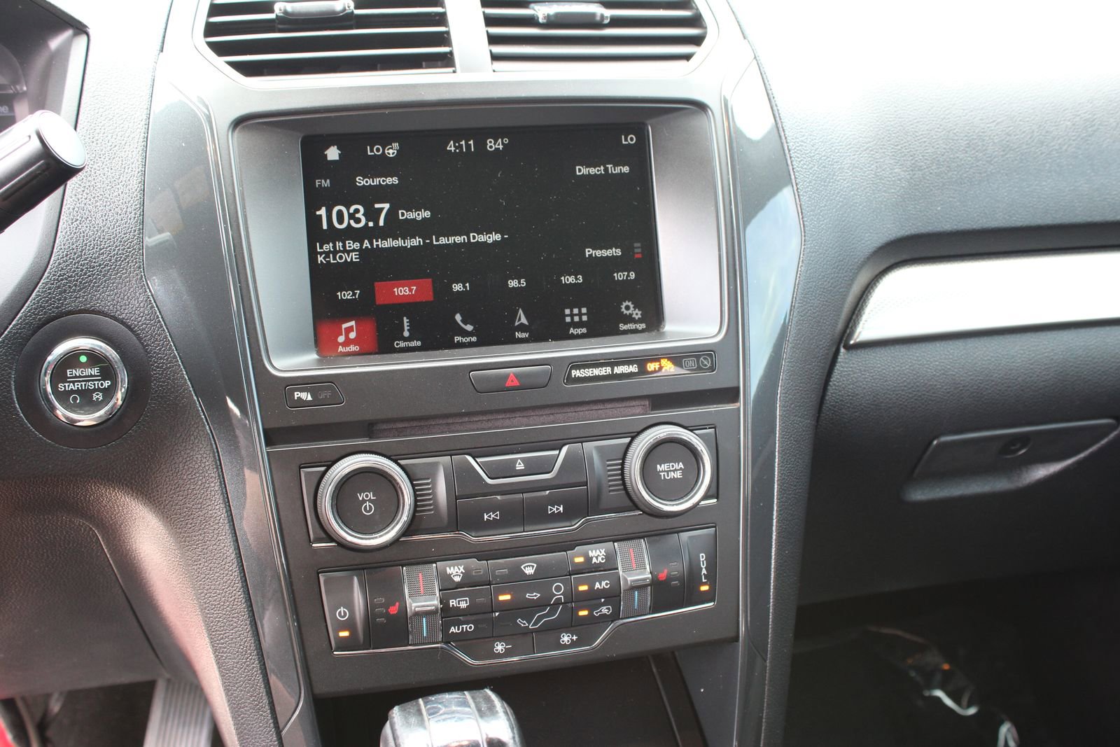 Used 2018 Ford Explorer XLT w/ Equipment Group 202A image 15