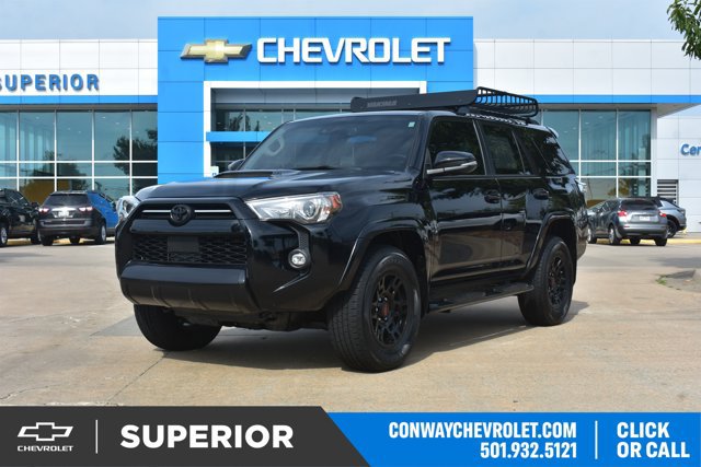 Used 2021 Toyota 4Runner Venture w/ Moonroof Package AWD/4WD image 1