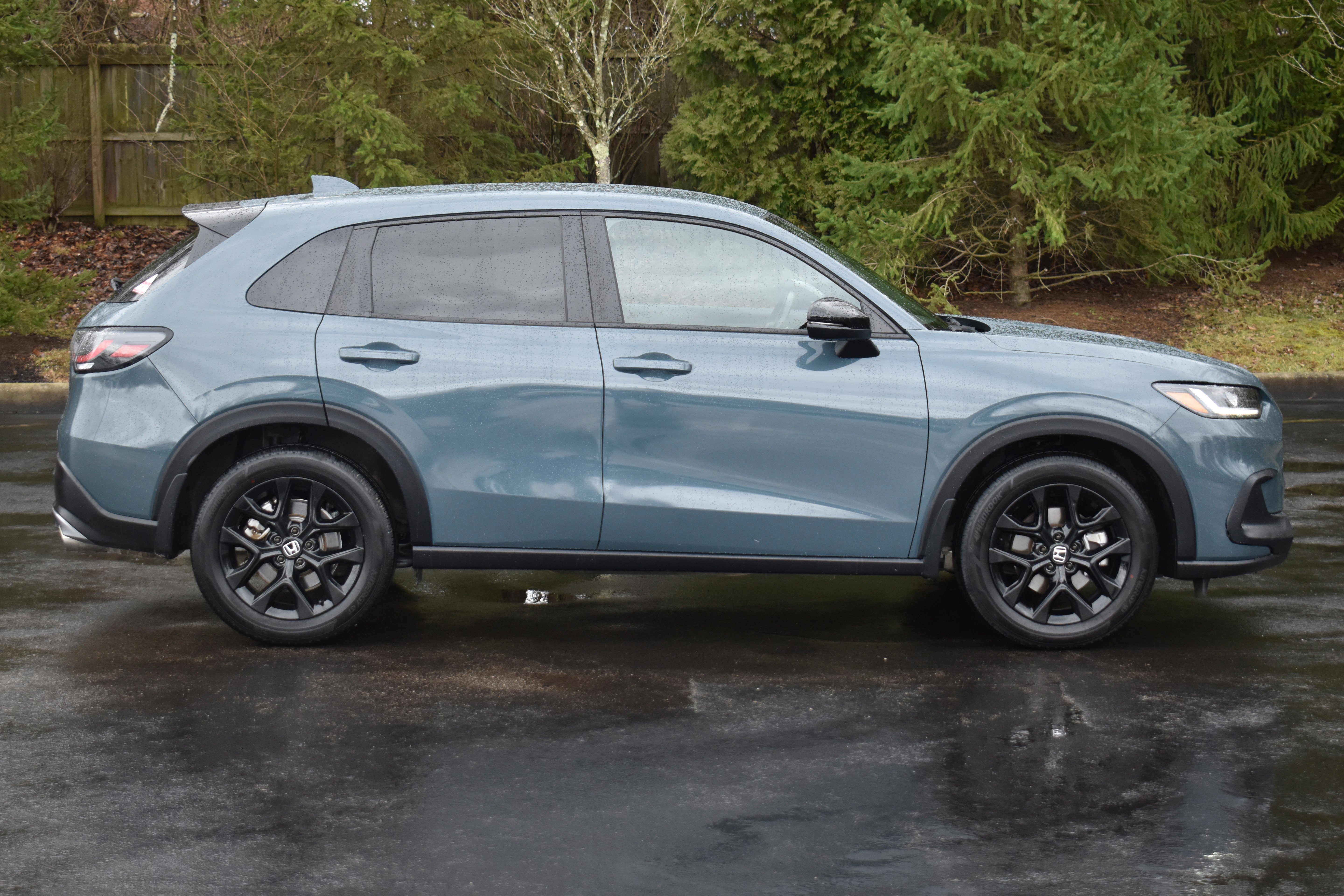 Used 2025 Honda HR-V Sport image 32