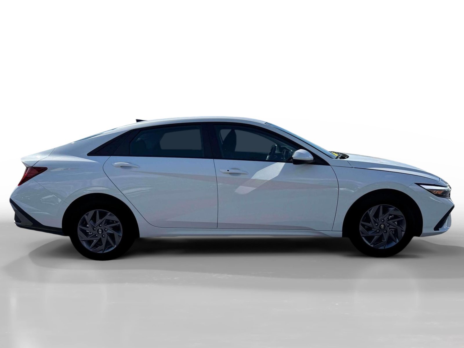 New 2026 Hyundai Elantra Hybrid FWD image 9