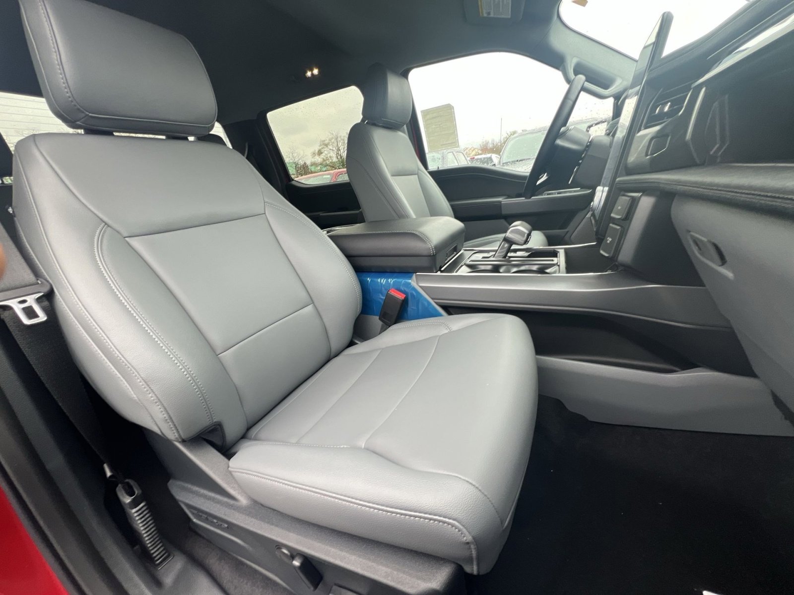 New 2025 Ford F150 Lightning Flash image 26