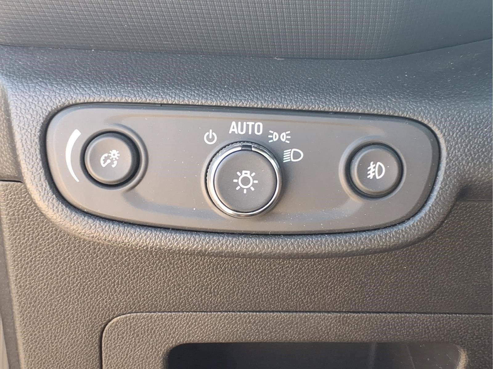 Used 2023 Chevrolet TrailBlazer ACTIV w/ Sun and Liftgate Package FWD image 19