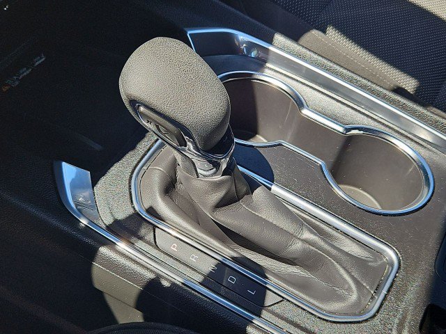 Used 2023 Chevrolet Traverse LT FWD image 15