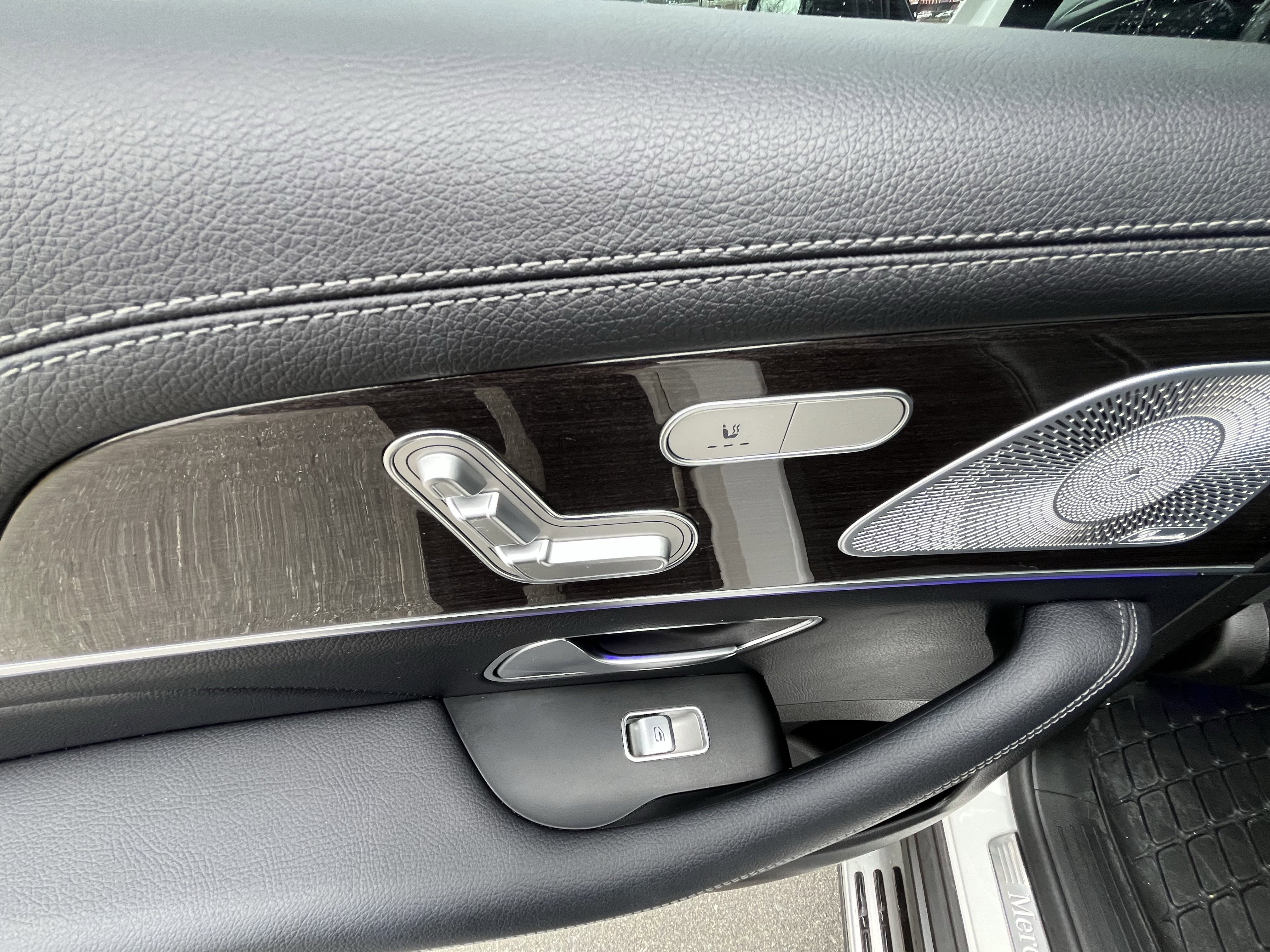 Used 2020 Mercedes-Benz GLE 350 4MATIC image 28