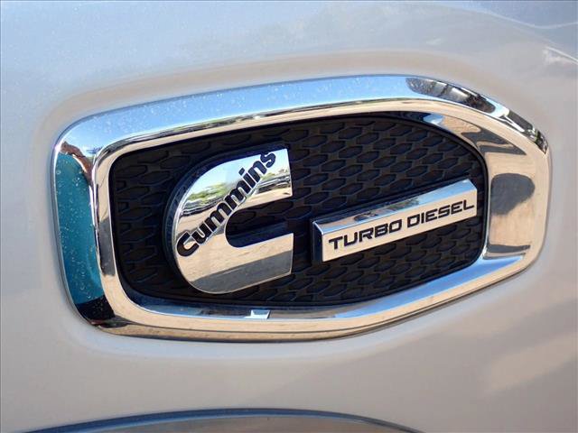Used 2018 Nissan Titan XD AWD/4WD image 6