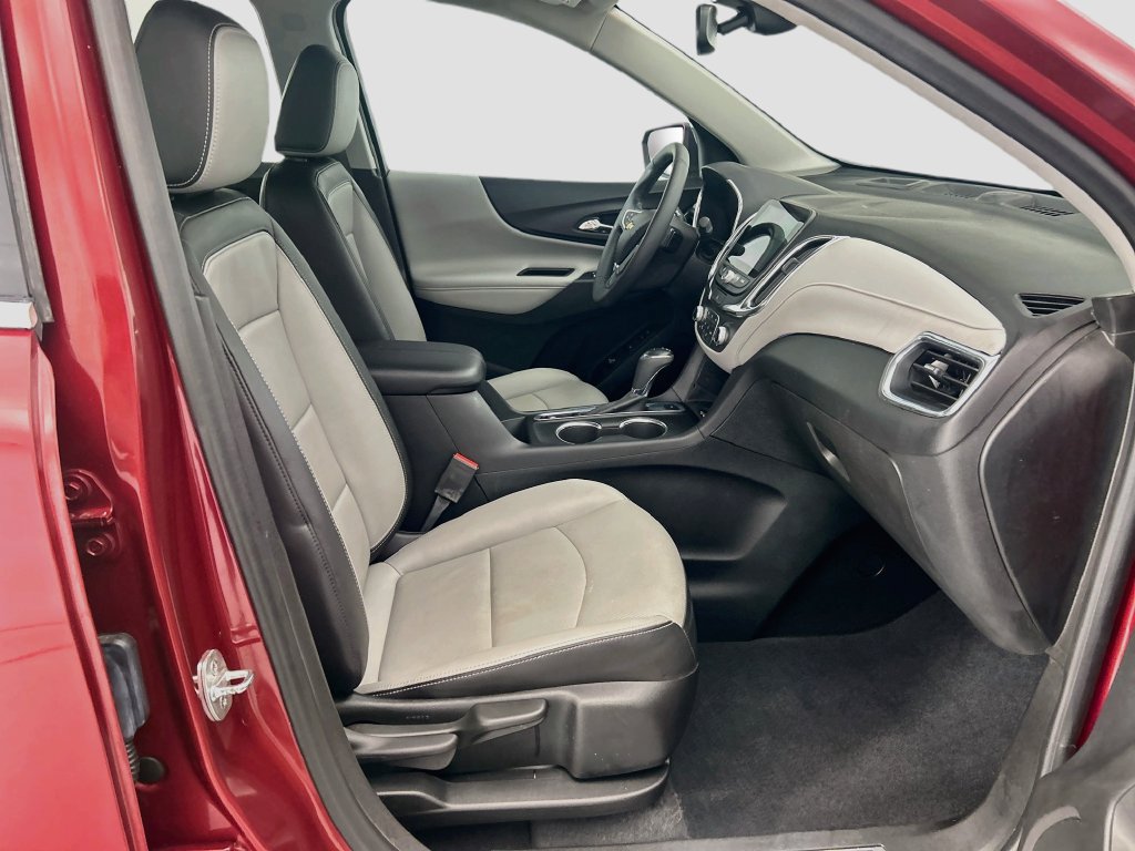 Used 2020 Chevrolet Equinox Premier AWD/4WD image 18