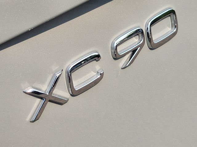New 2026 Volvo XC90 B6 Plus w/ Protection Package Premier AWD/4WD image 16