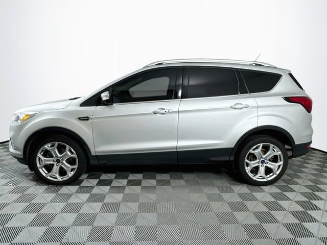 Used 2019 Ford Escape Titanium FWD image 3