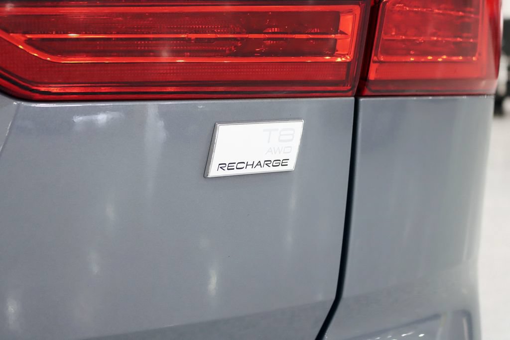 Used 2023 Volvo XC60 T8 Ultimate w/ Climate Package AWD/4WD image 12