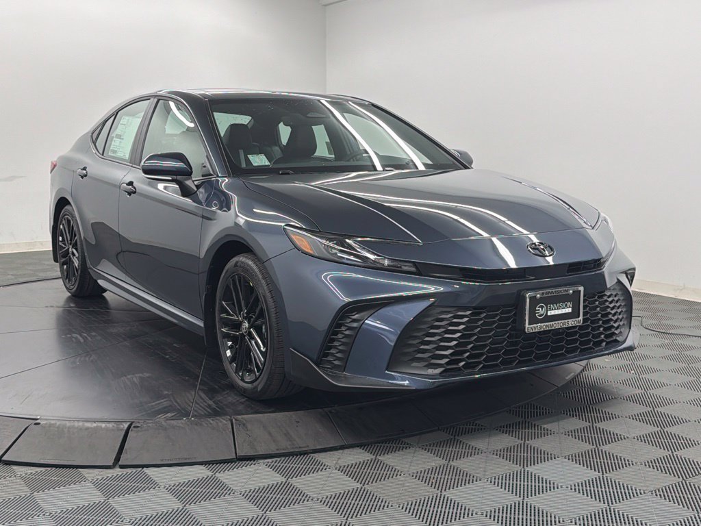 New 2026 Toyota Camry SE FWD image 6