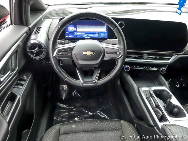 Used 2025 Chevrolet Equinox EV LT w/ Comfort Package AWD/4WD image 15