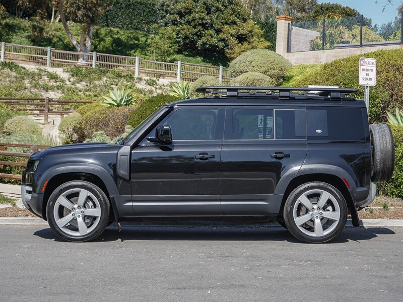 Used 2020 Land Rover Defender 110 SE AWD/4WD image 3