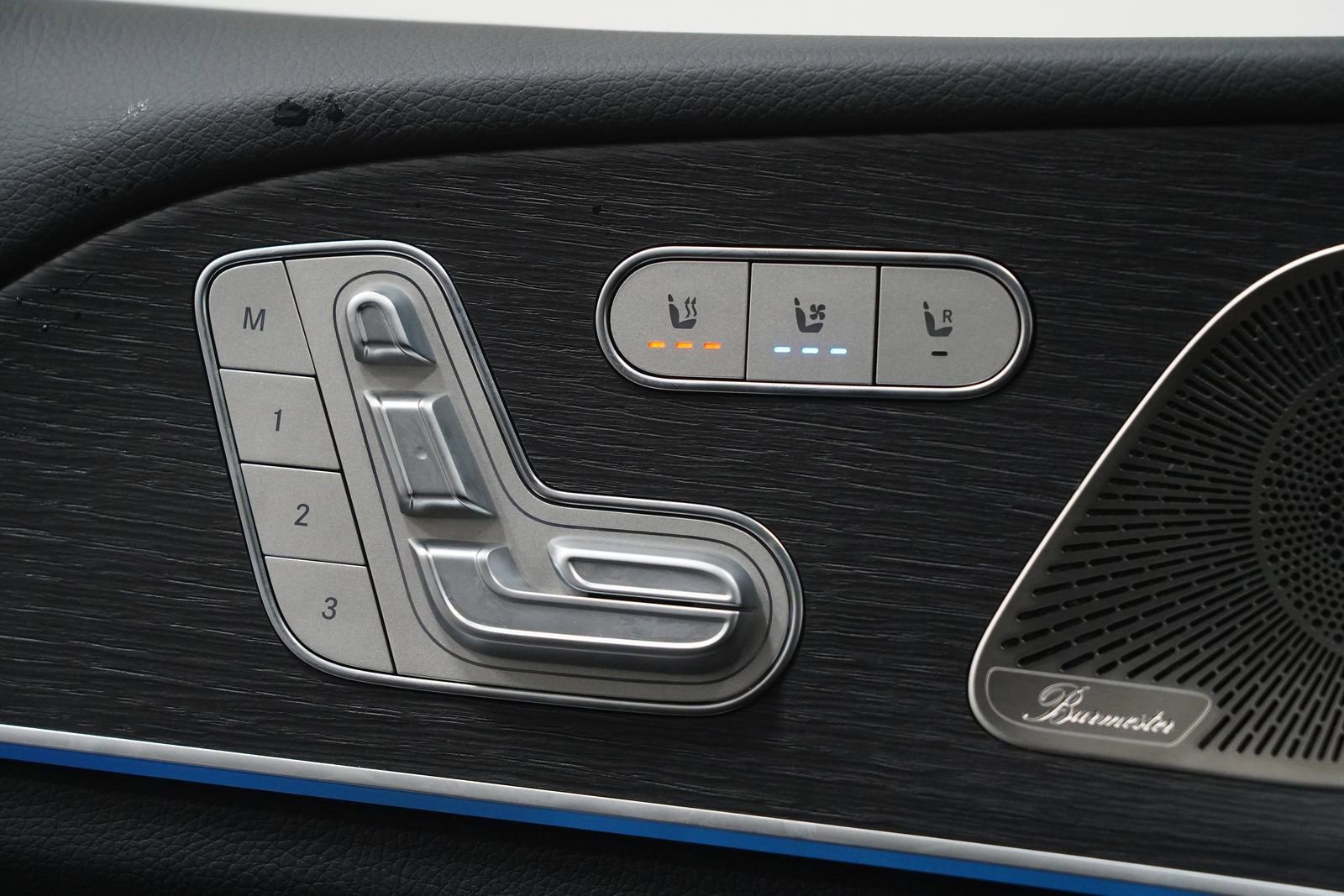 New 2026 Mercedes-Benz GLS 450 4MATIC image 33