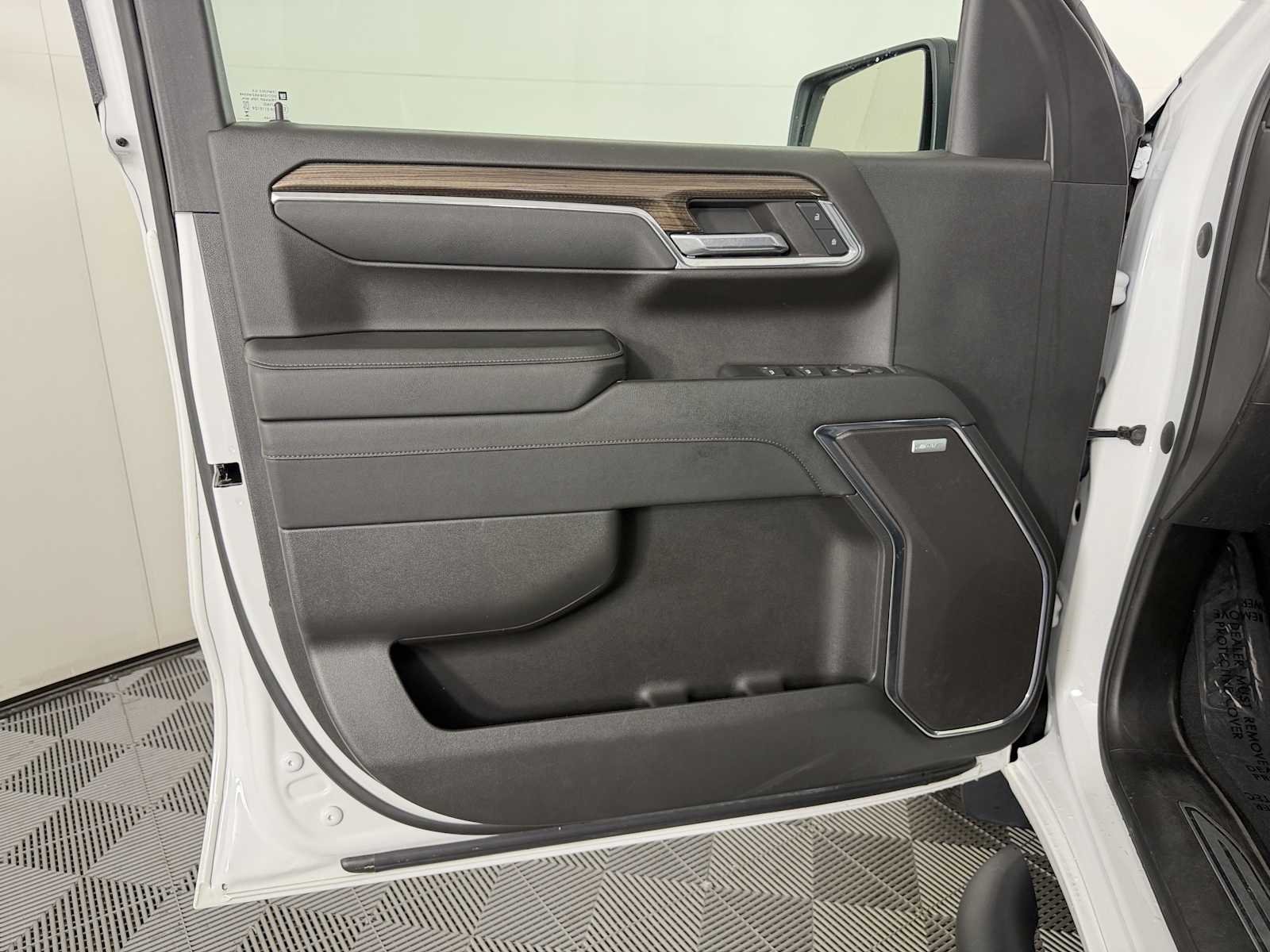 Certified 2024 Chevrolet Silverado 1500 RST w/ RST All Star Premium Package AWD/4WD image 8