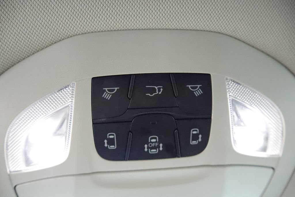 Certified 2023 Chrysler Pacifica Touring-L FWD image 31