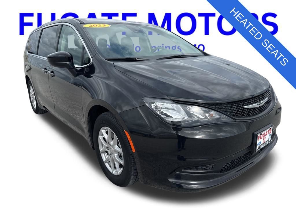 Used 2023 Chrysler Voyager LX image 11